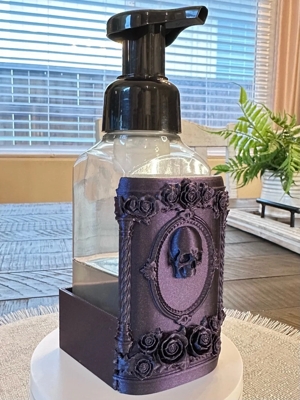 Gothic Skull Soap Holder for Bath & Body Works Bottles - Purple Color Shifting